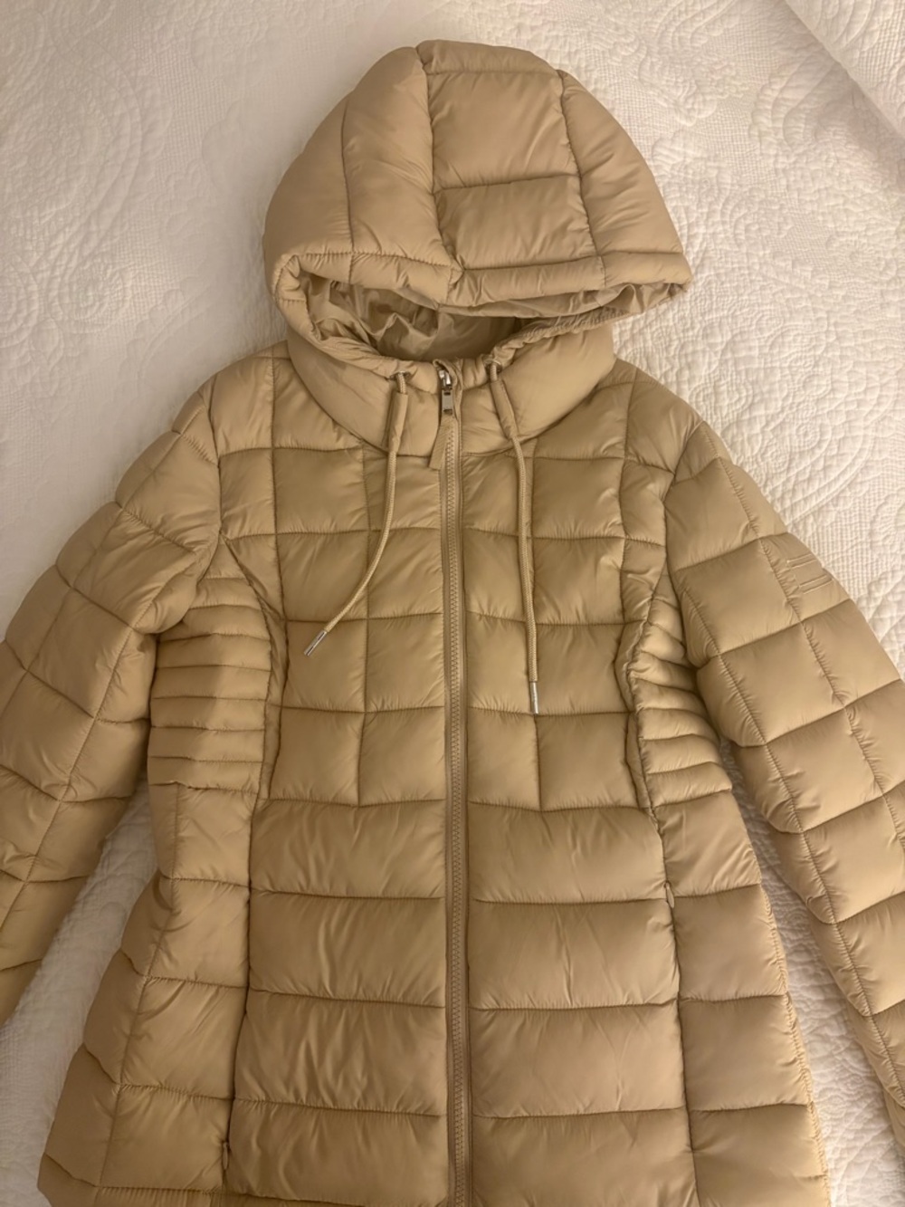 Tommy Hilfiger Quilted Hooded Puffer Jacket in Beige